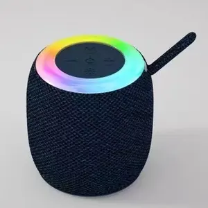 Draagbare Kleurrijke Lamp Led Bluetooth Speaker Voor Computer Mobiele Telefoon Outdoor Activiteiten