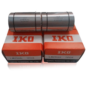 Roulements à billes linéaires LM30 <span class=keywords><strong>LM35</strong></span> LM40 LM50 LM60 LM80 LM6 LM8 LM10 LM12 LM13 LM16 LM20 LM25 LM3 LM4 LM5 Lm30uu pour machine CNC - Product Image 4