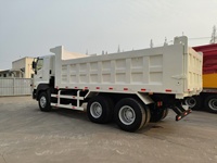 Camion benne d'occasion Hino 700 4x2 10 tonnes, diesel automatique, conduite à gauche, boîte de vitesses FAST, usage intensif