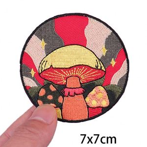 Fabrication de patchs en gros, patchs brodés personnalisés de dessins animés, patchs brodés colorés à appliquer à chaud pour vêtements, chapeaux, jeans - Product Image 3