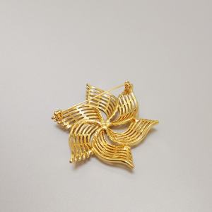 Broche de joyería de lujo <span class=keywords><strong>para</strong></span> abrigo, <span class=keywords><strong>broches</strong></span> elegantes a la moda <span class=keywords><strong>para</strong></span> mujer, accesorio de fiesta, hermosos adornos, diseño de broche Extra grande - Product Image 2