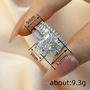 Anello di Lusso a Doppio Strato per Donne, Elegante Gioiello da Dito per Proposte e Occasioni Speciali - Product Image 4