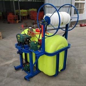 Pulvérisateur à flèche pliante monté à l'arrière sur quatre roues, haute pression, électrique, pour la lutte antiparasitaire des cultures agricoles, capacité 500L, multi-buses - Product Image 3