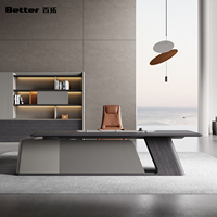 Bureau en bois avec boîte à câbles dissimulée, prises de courant intégrées et rangement sécurisé par mot de passe - Conçu pour les bâtiments commerciaux/bureaux