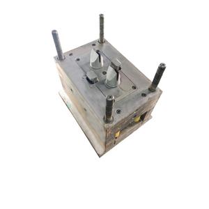 Moule de moulage par injection plastique YIOT de qualité supérieure pour coque de téléphone portable avec couvercle de trou de microphone, vente en gros 2025 - Product Image 6