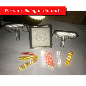 أعمدة عاكسة للطرق من مادة PMMA لمدة 20 عامًا، سعر مسامير الطرق العاكسة للطرق السريعة - Product Image 3