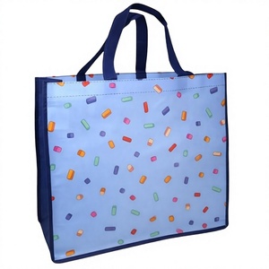 Bolsa de compras grande de Bluey con diseño de dibujos animados, ecológica, de polipropileno no tejido, importada, con asas y etiqueta para regalo y uso diario. - Product Image 4