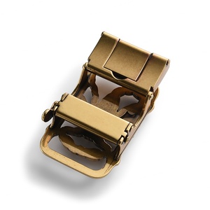 Hebilla de Cinturón Cuadrada de Metal Personalizada con Diseño de Escorpión y Acabado Antiguo - Product Image 3