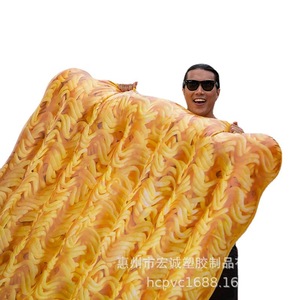Flotador Inflable Gigante con Forma de Fideos, Colchoneta Acuática Simulada para Piscina, Recreación Acuática para Adultos, PVC Ecológico - Product Image 5