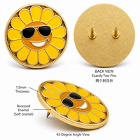 Pin Enamel Bunga Daisy Grosir Lapisan Emas Bros Pin Kacamata Hitam untuk Jaket Denim Tas Hadiah Pin Lapel Bunga Matahari Custom