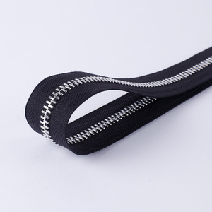 Laite 8 #   Fermetures éclair en laiton à verrouillage automatique, vente en gros, haute qualité, à extrémités ouvertes, pour vestes et manteaux, logo personnalisé, usage intensif - Product Image 2