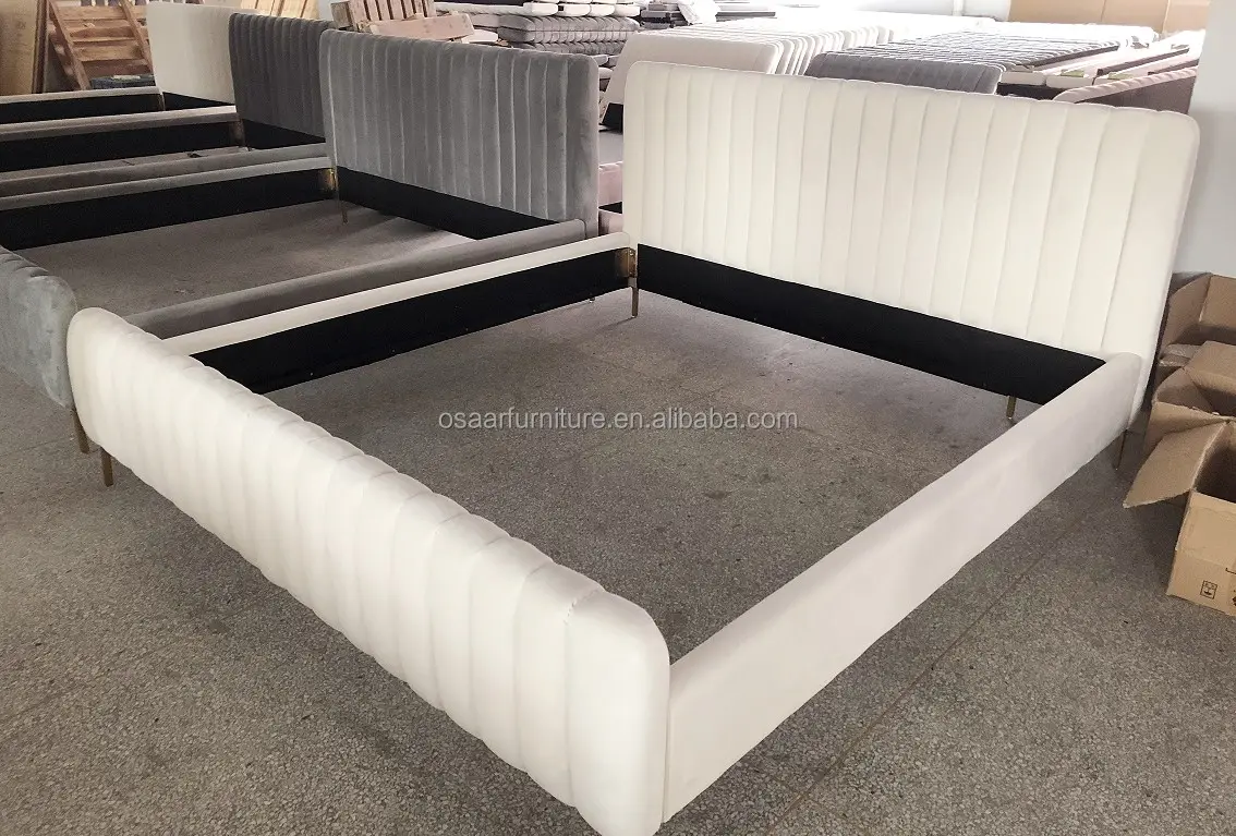 Letto imbottito in velluto bianco King Size con Design moderno europeo