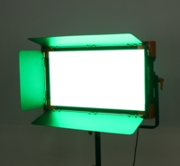 Panneau lumineux LED professionnel 200W RGB pleine couleur 120 °   Poutre 483x255mm 5,9kg Refroidissement silencieux sans ventilateur