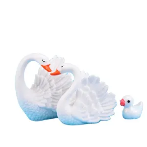 High Quality And Affordable Cartoon Decor Animal Figures Couple Little Swan Mini Resin Crafts For Garden Home Decoration Items