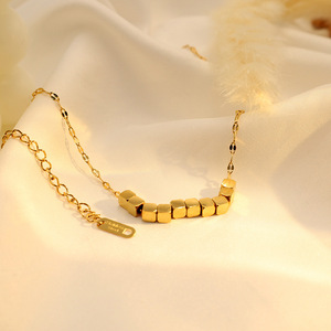 Thời trang châu Âu Mỹ sang trọng có thể truy cập tám hướng đến sự giàu có nhỏ vuông titan thép Vòng cổ trang sức nữ - Product Image 4