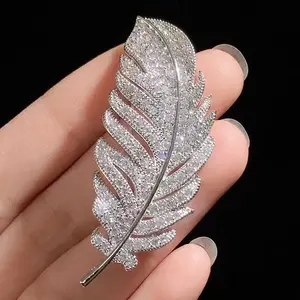 High Quality Women Fashion leather shape Luxury Jewelry Breastpin alloy designer brooch