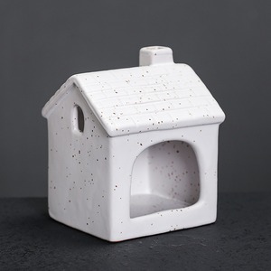 Bruciatore di incenso in ceramica bianca MSH a forma di casa, bruciatore di incenso natalizio americano in ceramica a forma di casa - Product Image 5