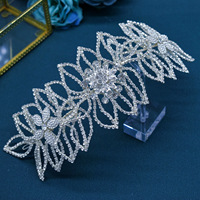 Appliques de robe haut de gamme en perles argentées et strass en cristal, accessoires pour coiffure et décoration de robe