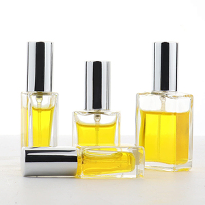 Botella de Perfume Rectangular de Vidrio Transparente Elegante de la Mejor Calidad, Botella Vacía de 30ml 50ml 100ml, Envase de Cosméticos con Atomizador - Product Image 6