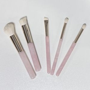 Ensemble de pinceaux de maquillage professionnels en quartz rose et jade - Product Image 4