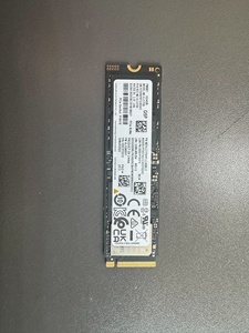 Ổ cứng thể rắn NVMe giao tiếp PCIe 5.0x4, chuẩn M.2 2280, dung lượng 512GB, 1TB, 2TB, 4TB, model PM9E1 G5P - Product Image 1