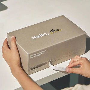 Caja de Regalo de Envío Autosellable con Tira de Desgarre Impresa en Cartón Corrugado Personalizado con Logotipo - Product Image 1