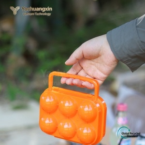 Plateau de rangement pour œufs en plastique orange avec 4 compartiments pour le camping et l'extérieur - Product Image 2