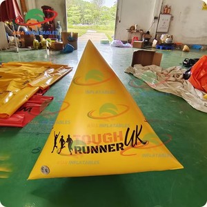 Bouée <span class=keywords><strong>de</strong></span> triathlon gonflable grande taille, marqueur triangulaire gonflable, pyramide jaune pour événement aquatique - Product Image 1