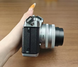 Appareil photo numérique d'occasion argenté ZFC Kit avec objectif 16-50mm, ensemble complet, caméra 4K, capteur APS-C - Product Image 6