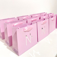 Sac cadeau en papier personnalisé de luxe pour bouquet de fleurs roses Sac cadeau de maquillage avec votre propre logo