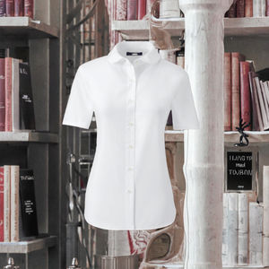 Uniformes scolaires personnalisés pour filles de maternelle et primaire : Blouse blanche moderne à col Peter Pan, manches courtes, design élégant pour - Product Image 2