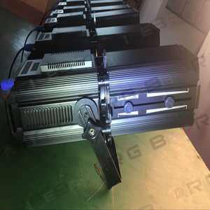 Rigeba Đèn LED Hồ Sơ Thu Phóng Studio 200W RGBW Chất Lượng Cao Cho Studio - Product Image 4