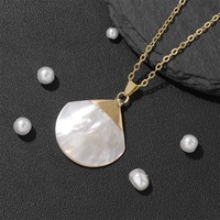 Bijoux en plaqué or Collier en coquillages Collier à pendentifs pour femmes Collier à pendentifs en coquillages Accessoires