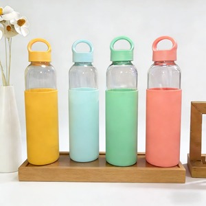 Bouteille d'eau en verre de 500 ml avec manchon en silicone, boucle de transport, couvercle, gobelet écologique pour les voyages - Product Image 2