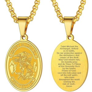 Collar con Colgante de San Miguel Chapado en Oro de 18K, Joyería Religiosa de Acero Inoxidable 316L - Oración Grabada, Regalo Cristiano Personalizado - Product Image 2