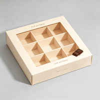 Boîte cadeau en chocolat personnalisée avec couvercle transparent, emballage de luxe pour bonbons et truffes avec séparateurs et impression de logo