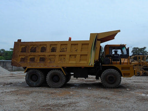 Camion benne minier SK105 avec moteur de plus de 8 L, 6 cylindres, 2 vitesses de marche arrière, avec support technique en ligne pour le transport en carrière - Product Image 4