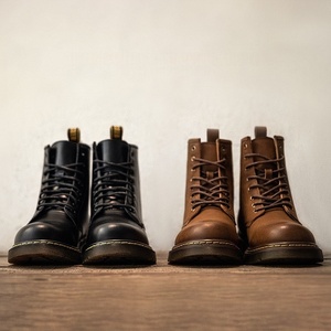 Botas de cuero de estilo británico para hombre, botas de trabajo retro, versión coreana, botas de cuero para motocicleta, botas cortas versátiles de media caña. - Product Image 1