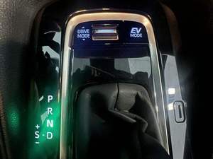 MEJORES OFERTAS RÁPIDAS para TOYOTA Urias USADO, SUV Híbrido Deportivo - Product Image 3