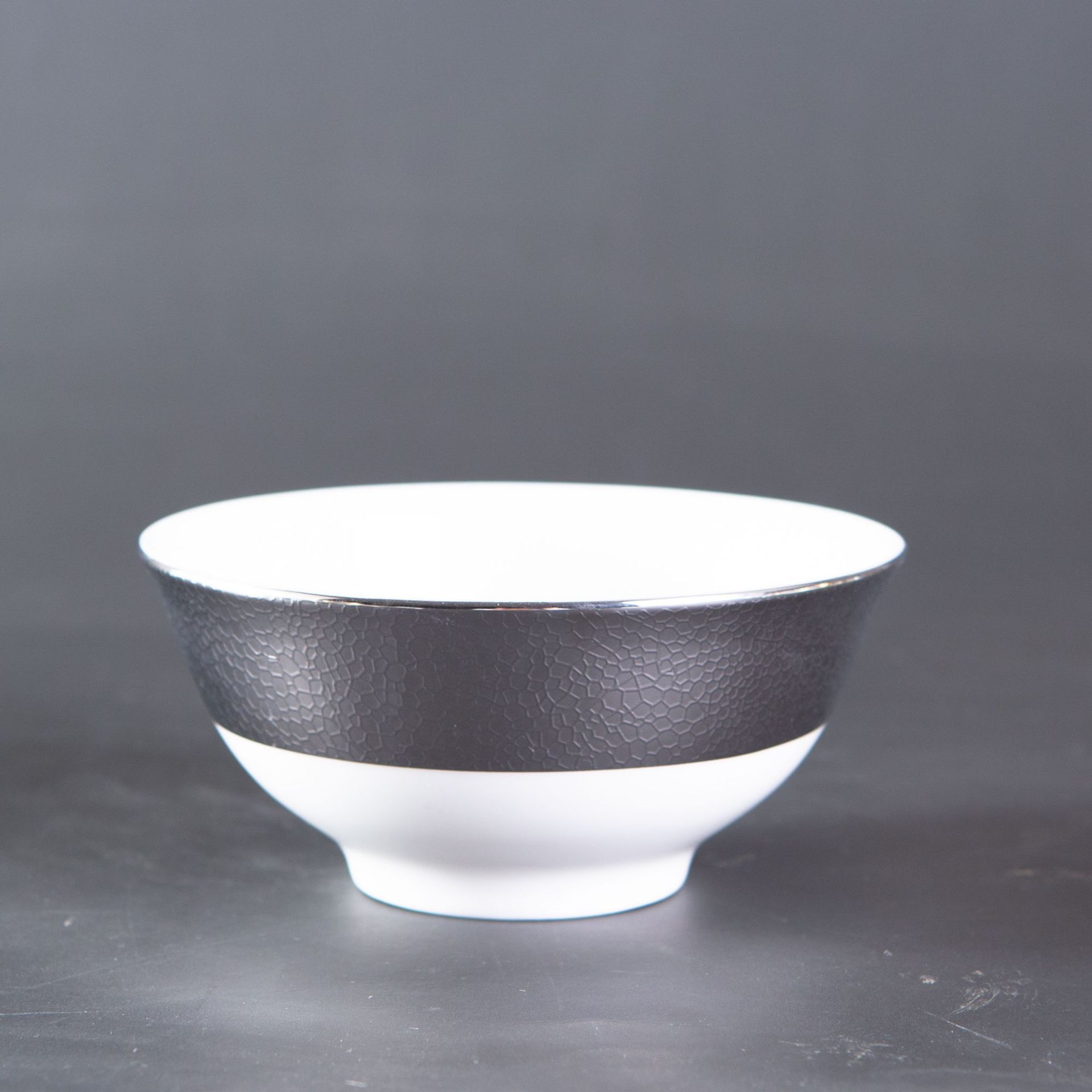 ชามใส่ปากแบบกลับด้านขนาด4.5นิ้วสีเงิน