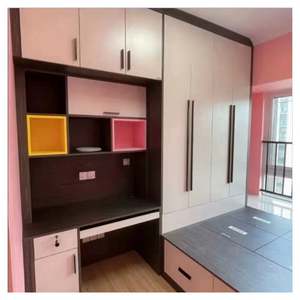 Armoire murale sur mesure avec tapis gris foncé, style îlot, design simple, porte, dressing - Product Image 4