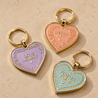 Porte-clés en métal émaillé personnalisé, pendentif en forme de cœur, porte-clés OEM, cadeau personnalisé, fabricant en gros