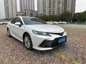 Camry d'occasion <span class=keywords><strong>2023</strong></span> économique, Euro VI, transmission intégrale, pneus R16, sièges en cuir, caméra de recul, régulateur de vitesse adaptatif (ACC), moteur essence, boîte automatique - Product Image 2