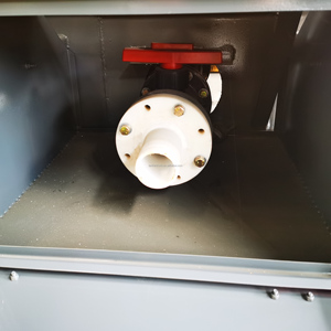 8-20 CBM304 316 <span class=keywords><strong>C4</strong></span> PE20フィート炭素鋼アルミニウム化学液体腐食剤タンカートラックコンテナタンク - Product Image 6