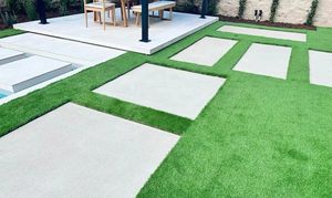 Césped Artificial para Exteriores, Césped Sintético, Alfombra Verde Realista, Revestimiento de Césped de Estilo Moderno - Product Image 1