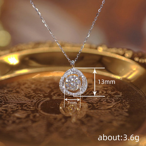 Collana in oro bianco con diamanti, taglio brillante rotondo da 13 mm, gioielli classici da fidanzamento da donna, circa 3,6 g - Product Image 1