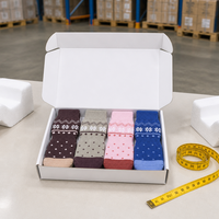 Chaussettes antidérapantes en mélange de coton pour chien, tricotées avec grip pour pattes et sangle, 4 couleurs au choix pour petits chiens, utilisation intérieure et extérieure
