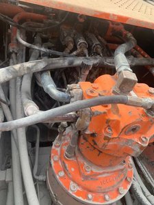 รถขุดตีนตะขาบ Doosan DH420LC-9 มือสอง ขนาด 42 ตัน ปี 2020 สภาพเหมือนใหม่ พร้อมระบบไฮดรอลิก เกียร์ ปั๊ม แบริ่ง สำหรับส่งออก - Product Image 5