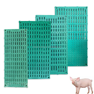 Piso de plástico personalizado de 60*110 para jaulas de parideras de cerdos, estera de piso <span class=keywords><strong>BMC</strong></span> para cerdos - Product Image 1