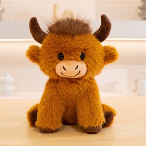 Peluche di Mucca Highland in Cotone con Cappello e Fascia, Morbido Animale Imbottito Antistress, Regalo di Laurea, Decorazione per Cameretta - Product Image 3